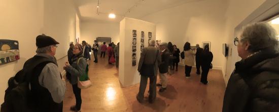 Vista panorámica de la exposición “Allende, Golpe de Estado, Resiliencia y Memoria”